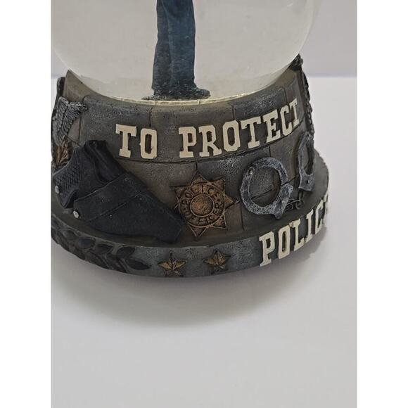 Police Department Musical Snow Globe USA - Picture 11 of 16
